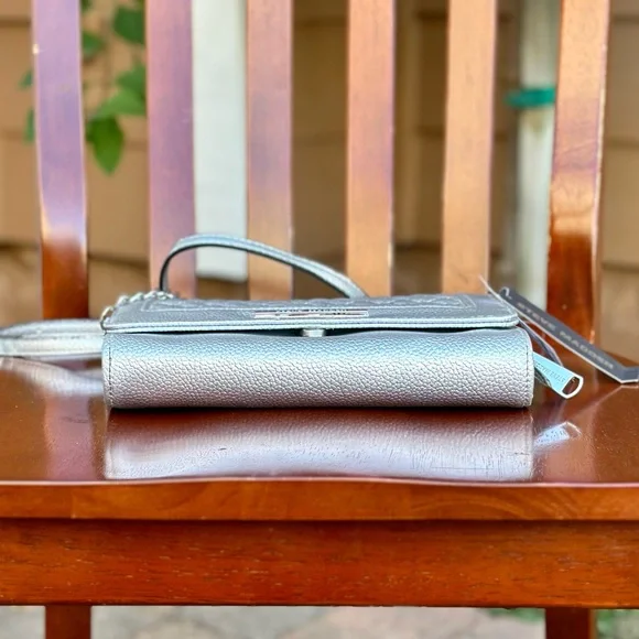 Steve Madden Quilted Silver Metallic Crossbody - NWT - Picture 8 of 11